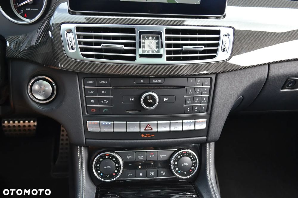 Mercedes-Benz CLS - 38