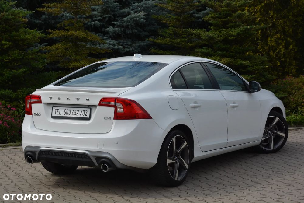 Volvo S60 - 4