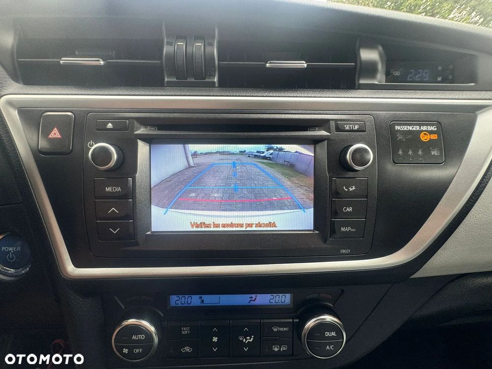 Toyota Auris - 23
