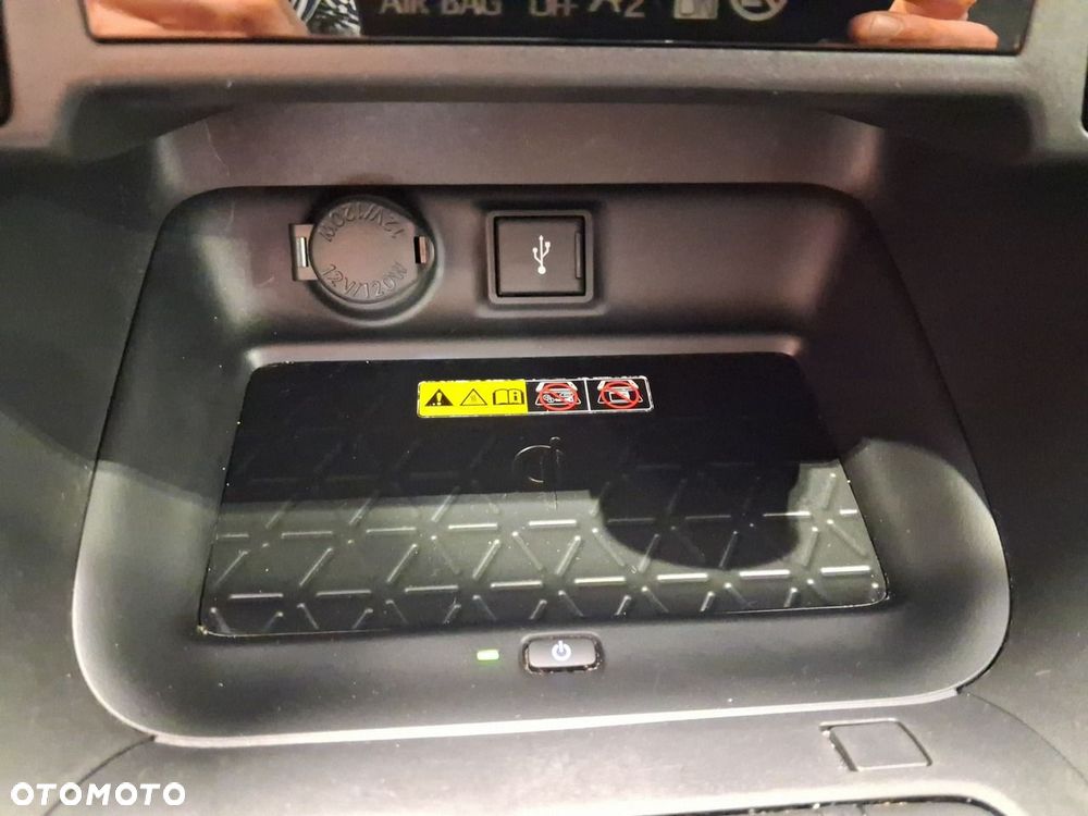 Toyota RAV4 - 32