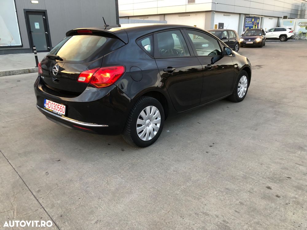 Opel Astra 1.4 Turbo ECOTEC Selection - 5