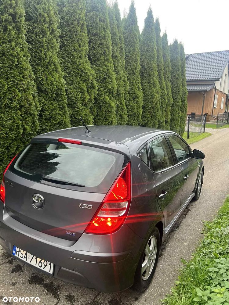 Hyundai i30 1.6 CRDI blue Classic - 5