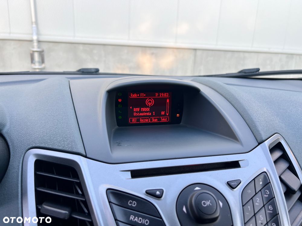 Ford Fiesta 1.25 Viva - 23