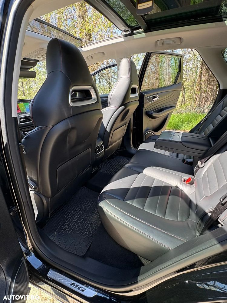 MG EHS 1.5 T-GDi AT PHEV Exclusive - 10