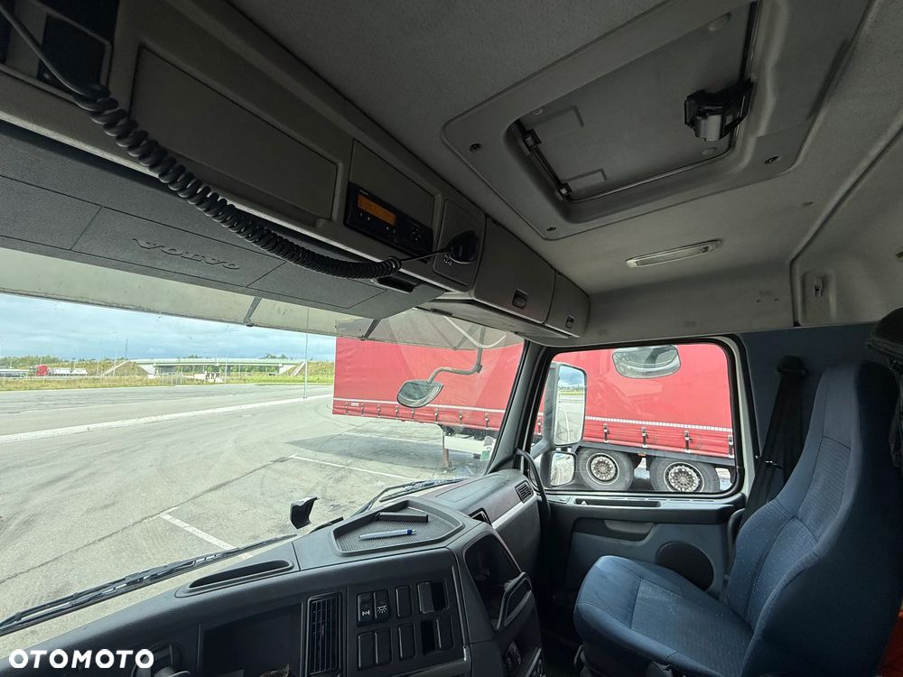Volvo FM 300 - 2