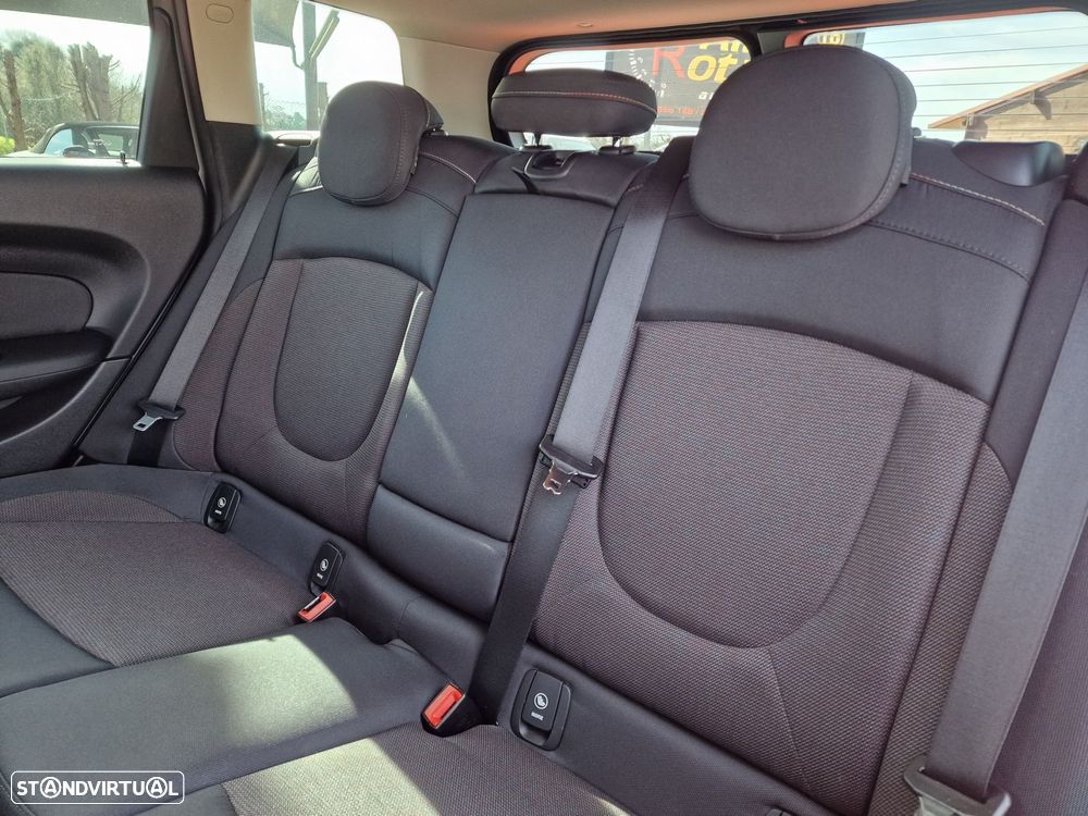 MINI Clubman One D - 12