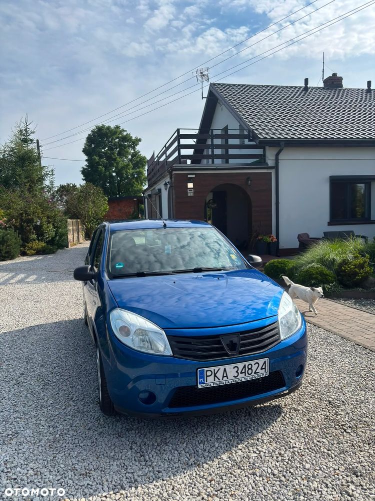 Dacia Sandero 1.6 Hi-Flex - 10
