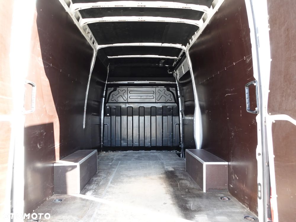 Iveco 35S13 - 32