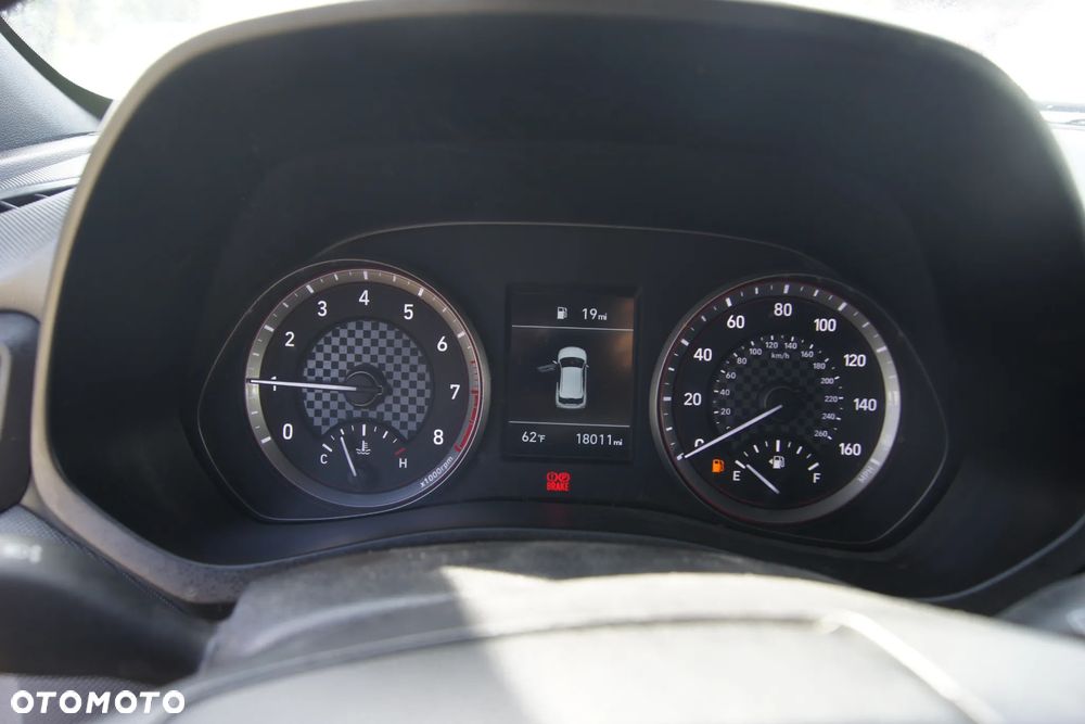 Hyundai Veloster - 15