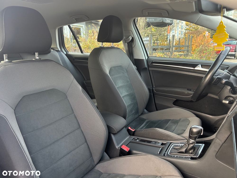 Volkswagen Golf 1.5 TSI BMT Evo Highline DSG - 17