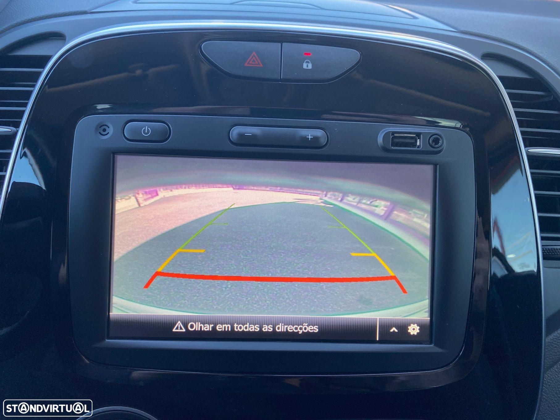 Renault Captur - 30
