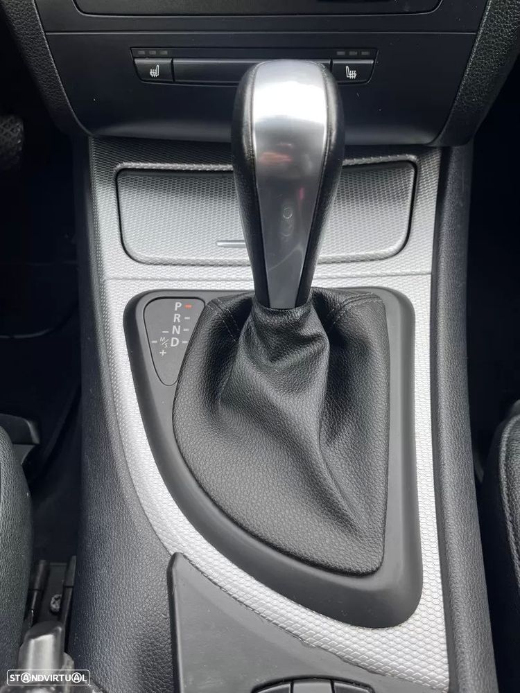 BMW 120 d Coupe Aut. Edition Sport - 33