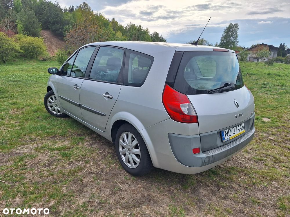 Renault Scenic - 10