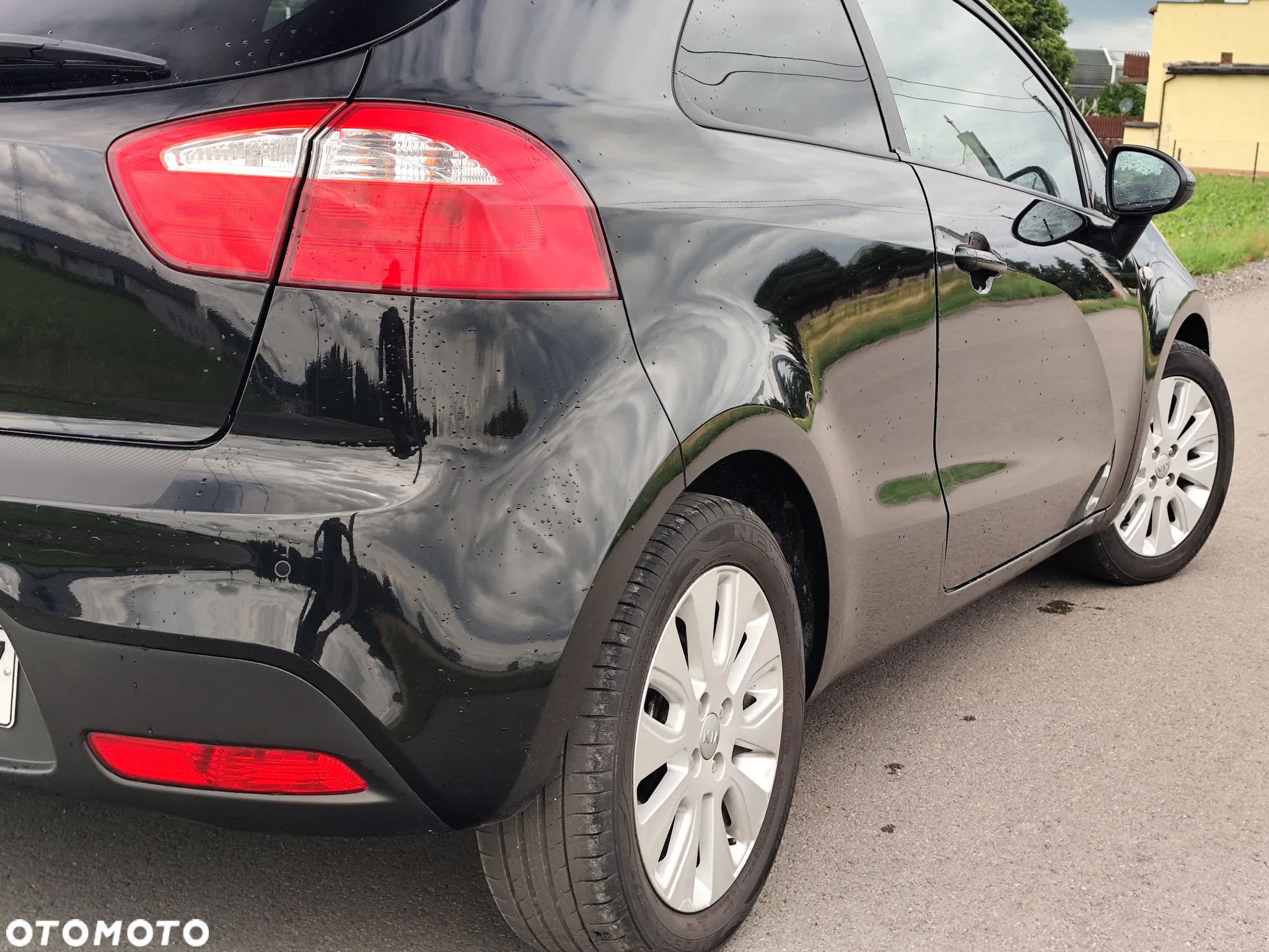 Kia Rio 1.2 Dream Team Edition - 15