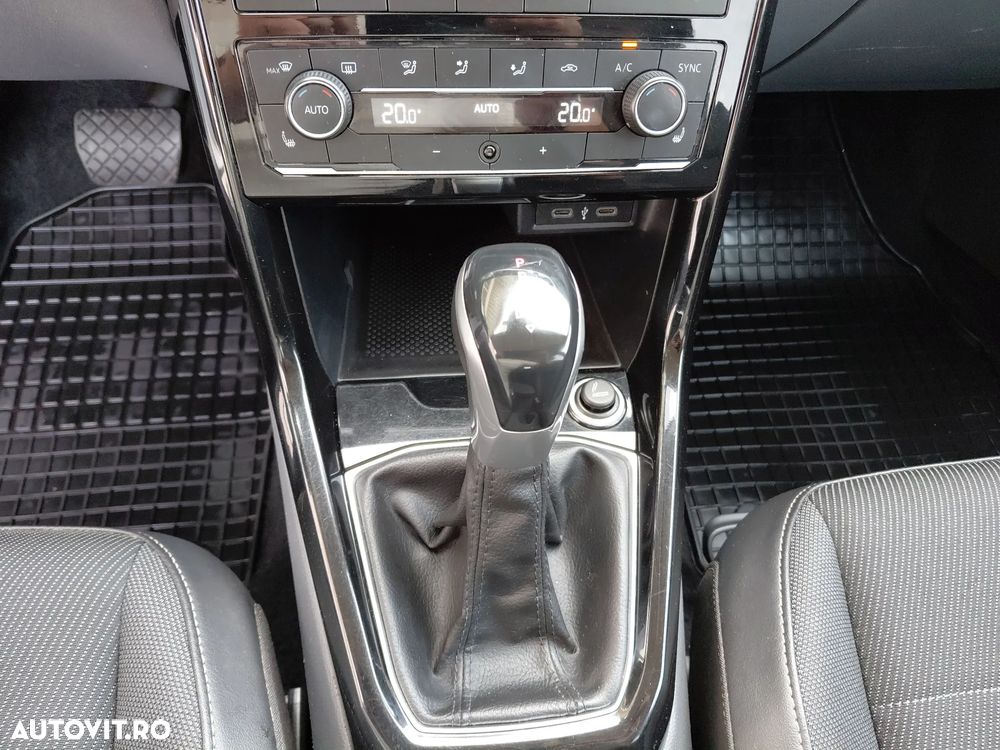 Volkswagen T-Cross 1.5 TSI DSG Life - 24