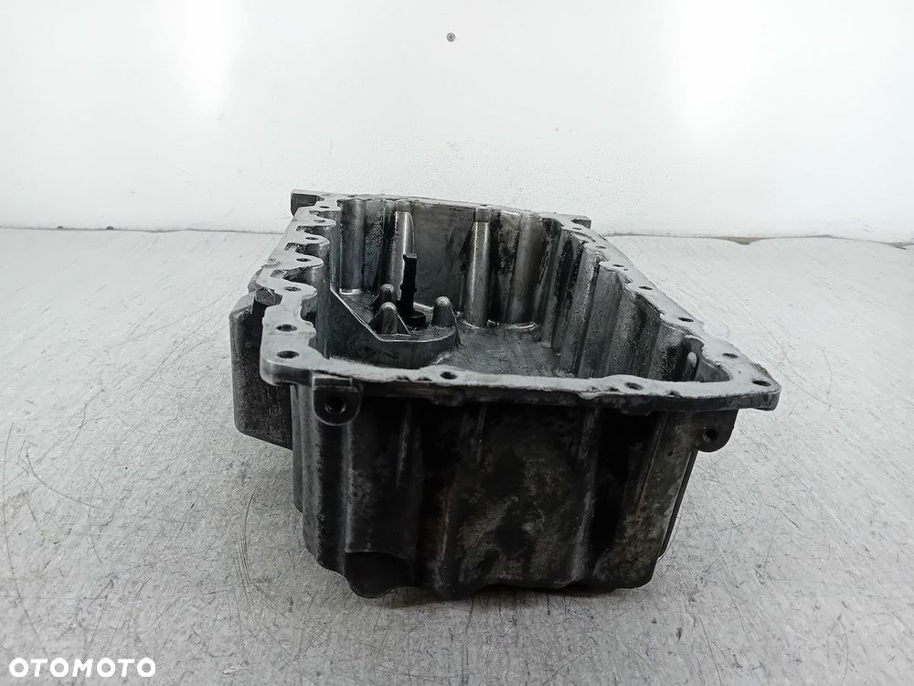 MISKA OLEJOWA VW PASSAT B6 03G103603AB 2.0 TDI - 6