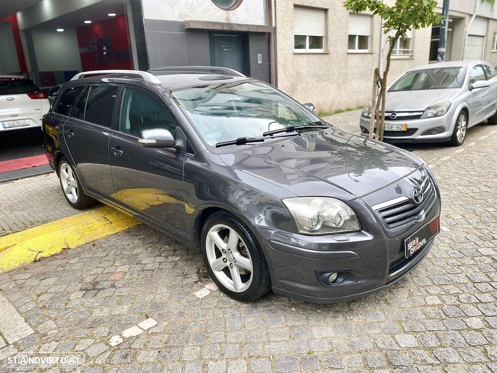 Toyota Avensis SW 2.2 D-4D - 4