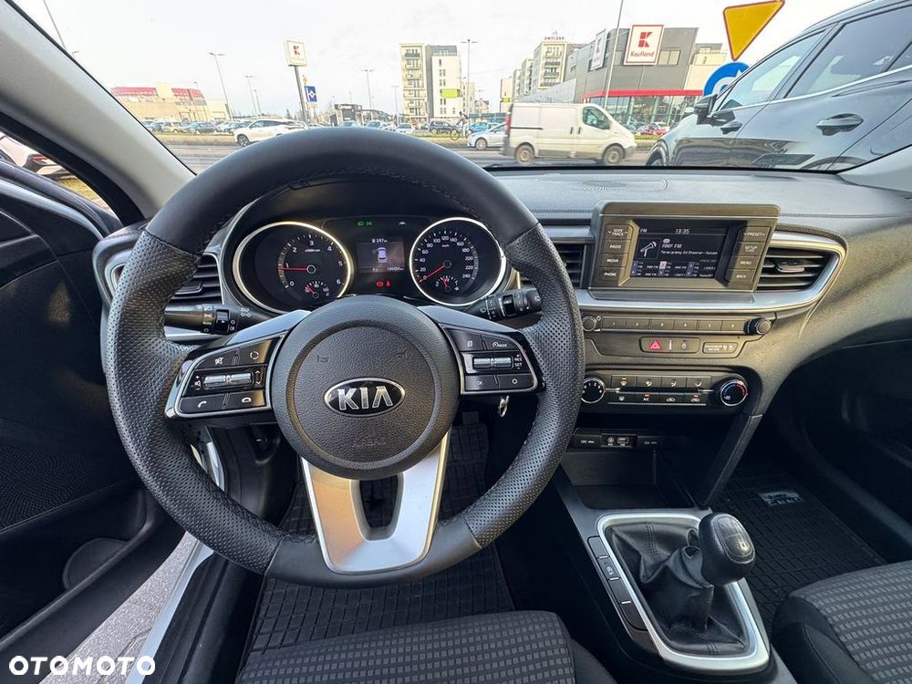 Kia Ceed 1.6 CRDi SCR S - 17