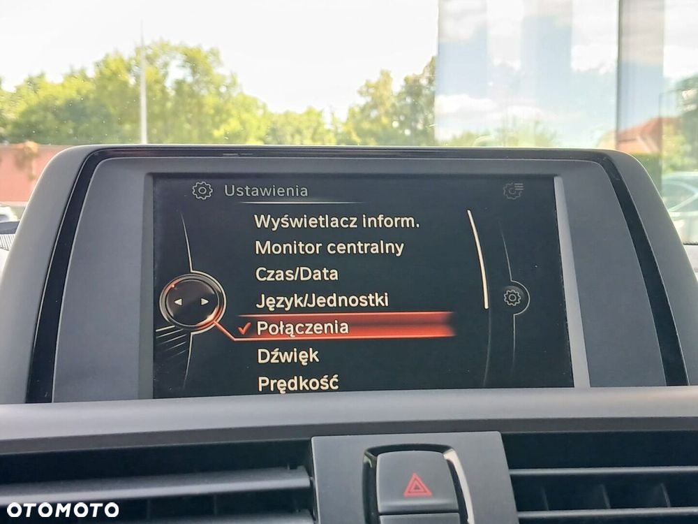 BMW Seria 1 - 21