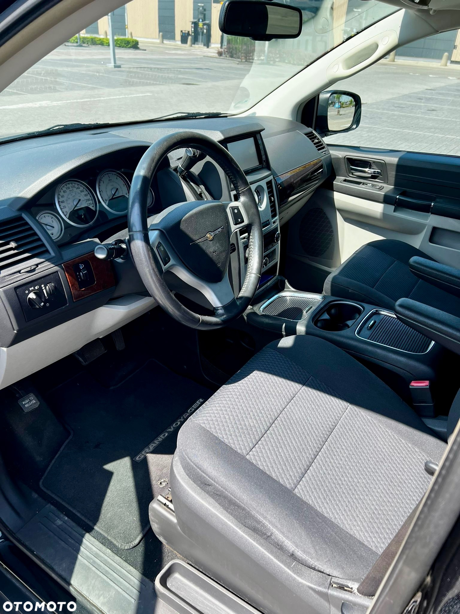 Chrysler Grand Voyager 2.8 CRD Automatik LX - 8
