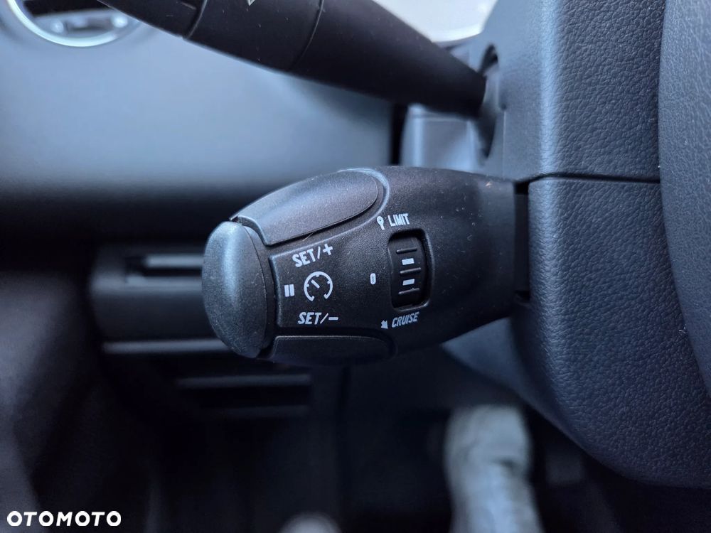 Peugeot 3008 HDi 160 Automatik Allure - 35