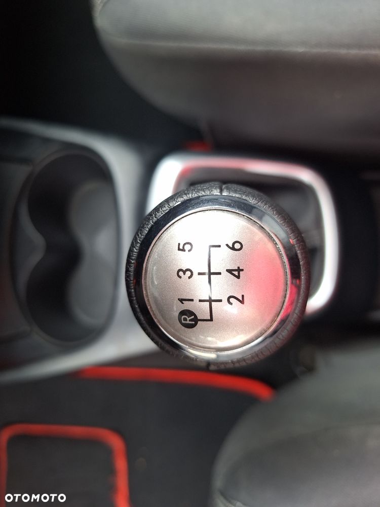 Toyota Yaris - 3