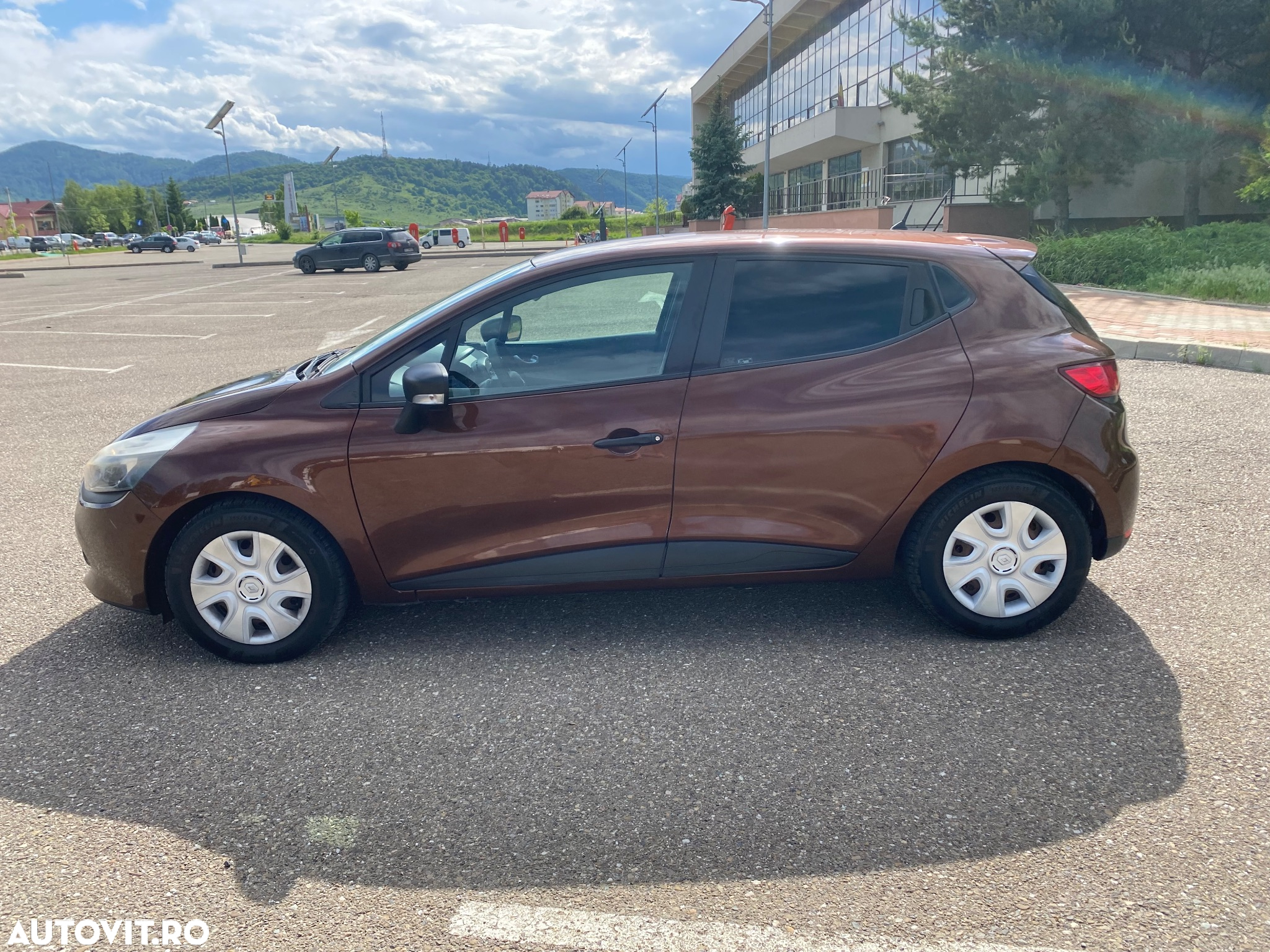 Renault Clio - 9