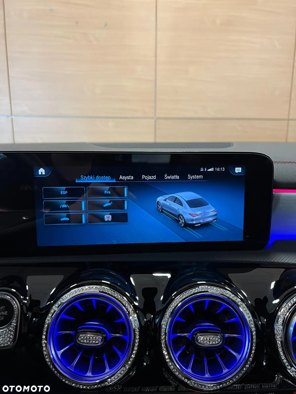 Mercedes-Benz CLA 200 AMG Line 7G-DCT - 13
