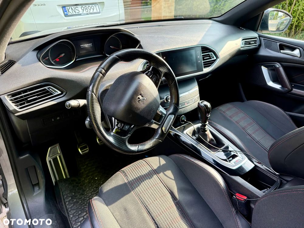 Peugeot 308 - 6
