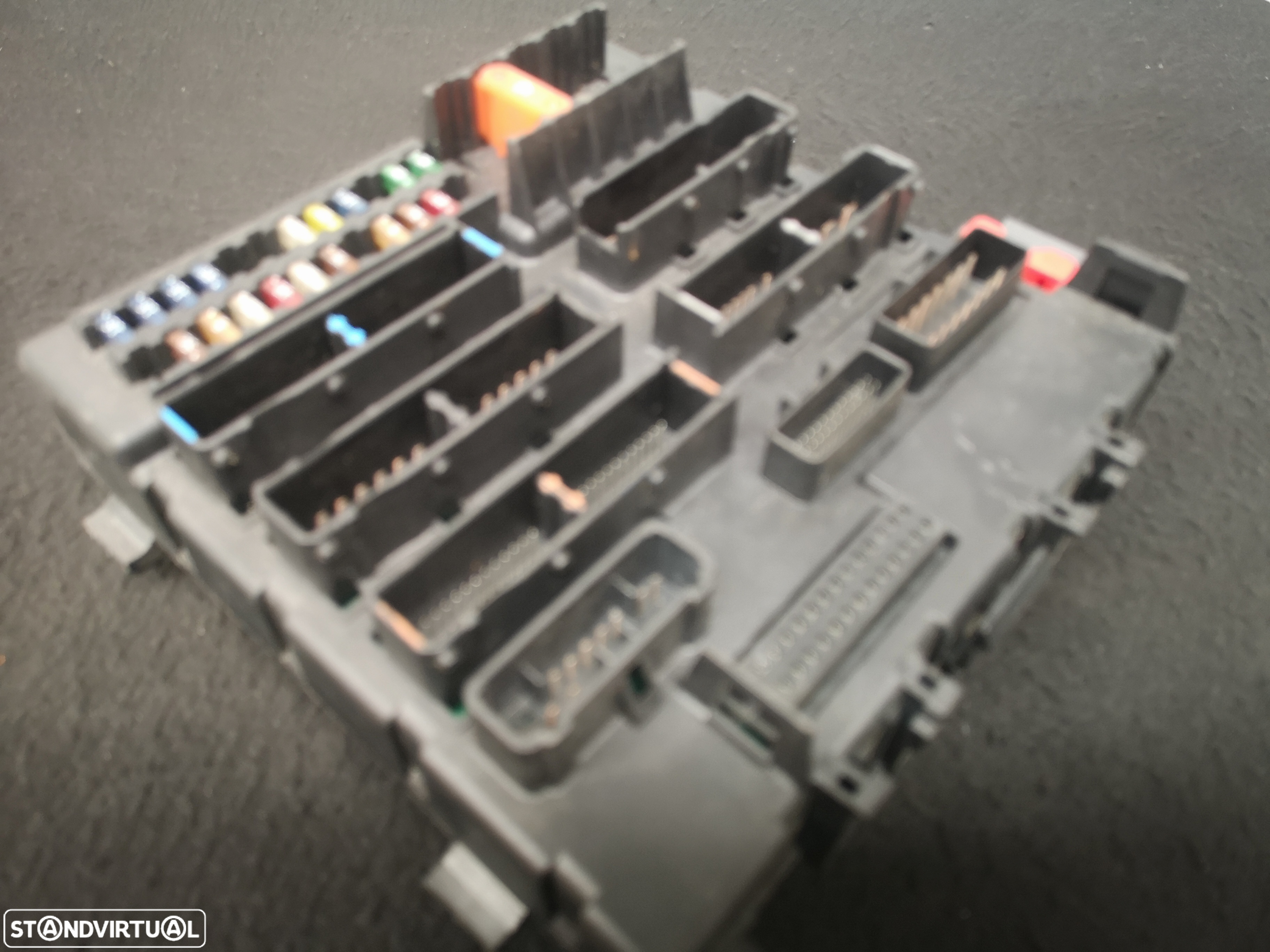 Caixa de FUSIVEIS Opel VECTRA SIGNUM  2002+ - 2