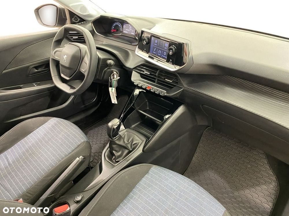 Peugeot 208 - 20