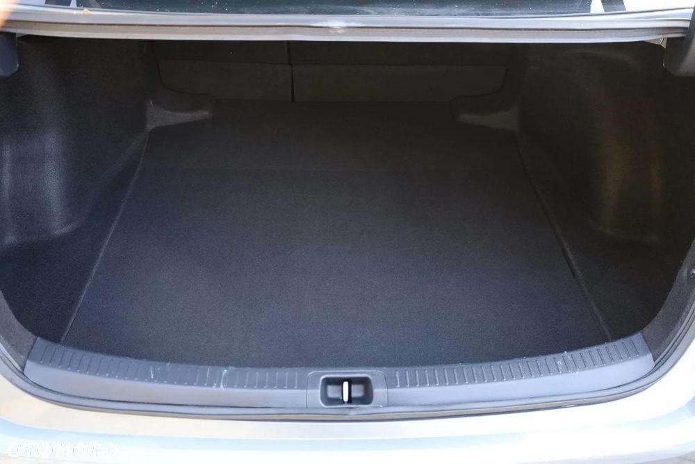 Toyota Corolla 1.5 Comfort - 31