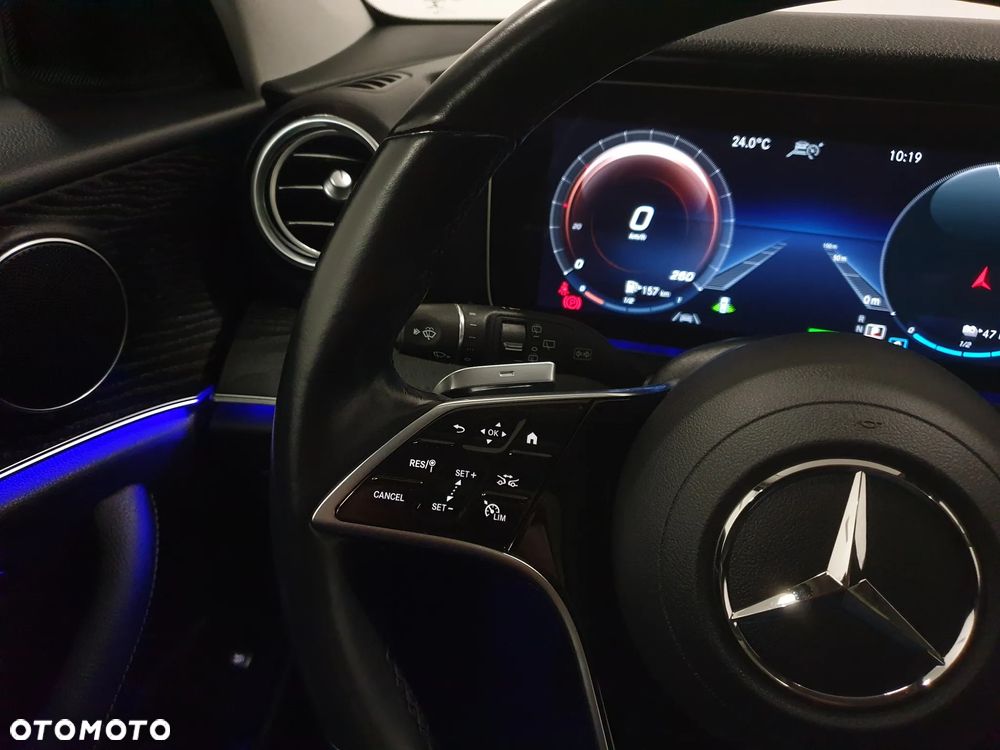 Mercedes-Benz Klasa E 300 de 4Matic 9G-TRONIC AMG Line - 10