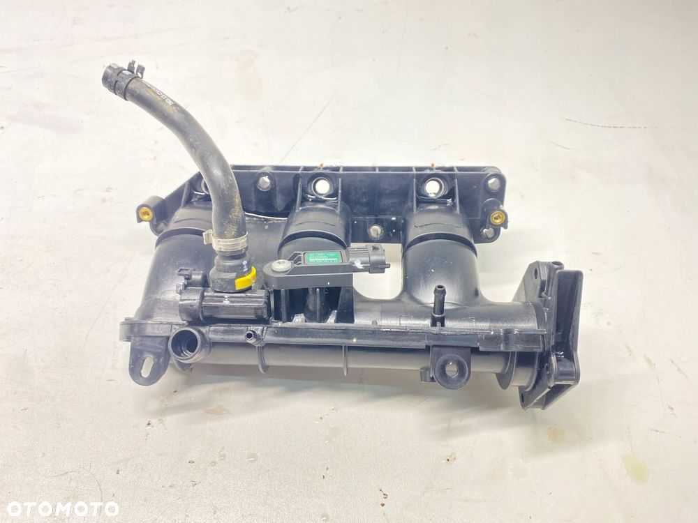 KOLEKTOR SSĄCY DACIA SANDERO II STEPWAY 0.9 TCE H4BB 140030105R 12-16 - 2