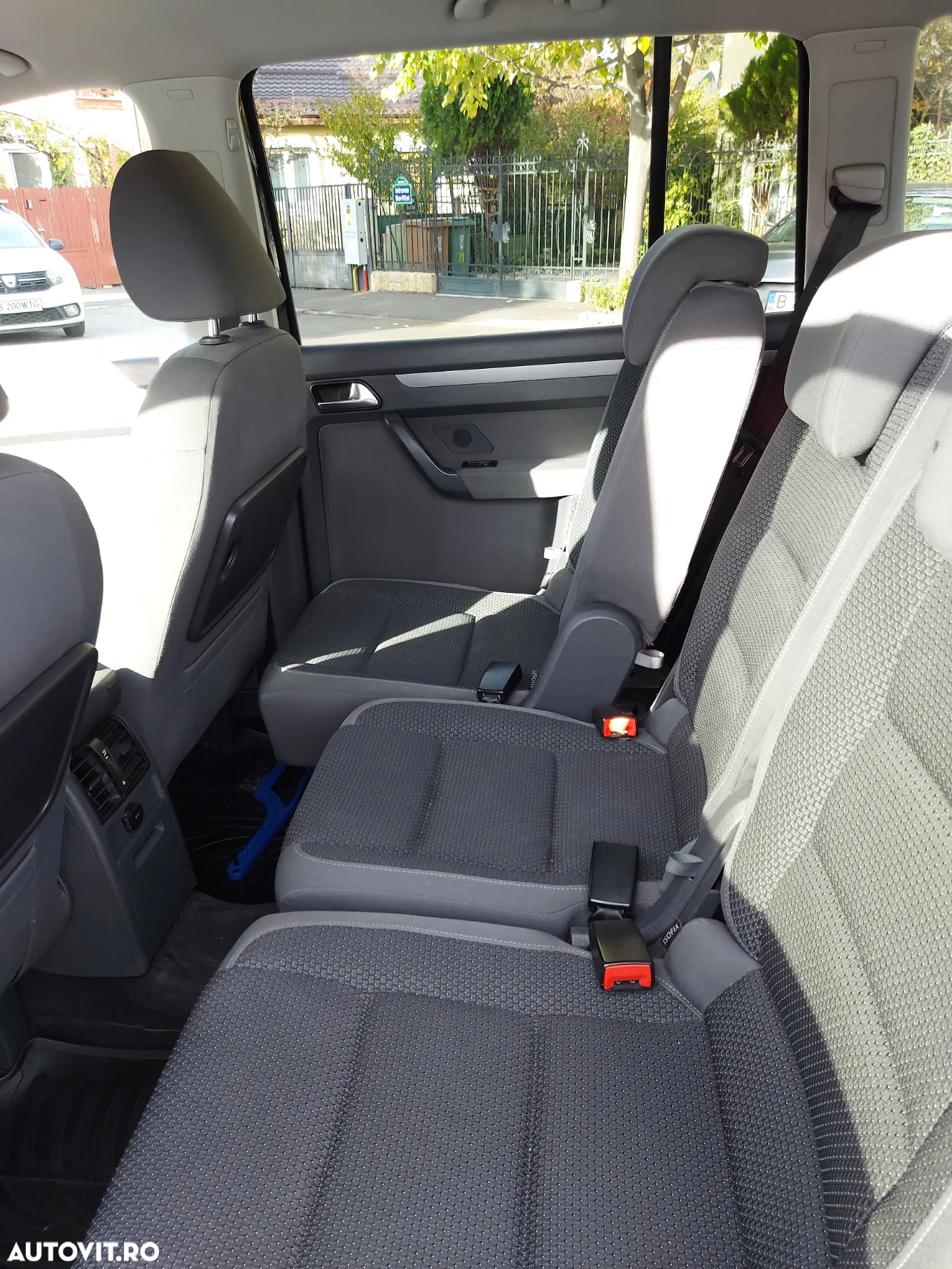 Volkswagen Touran 1.6 TDI DSG Comfortline - 13