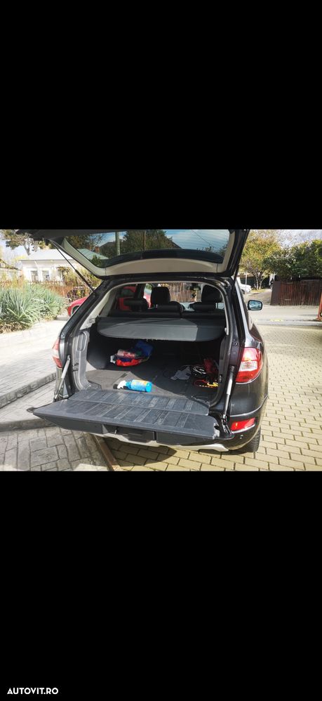 Renault Koleos dCi 175 FAP 4x4 Night and Day - 8