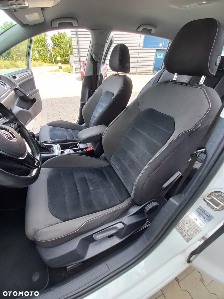 Volkswagen Golf Variant - 34