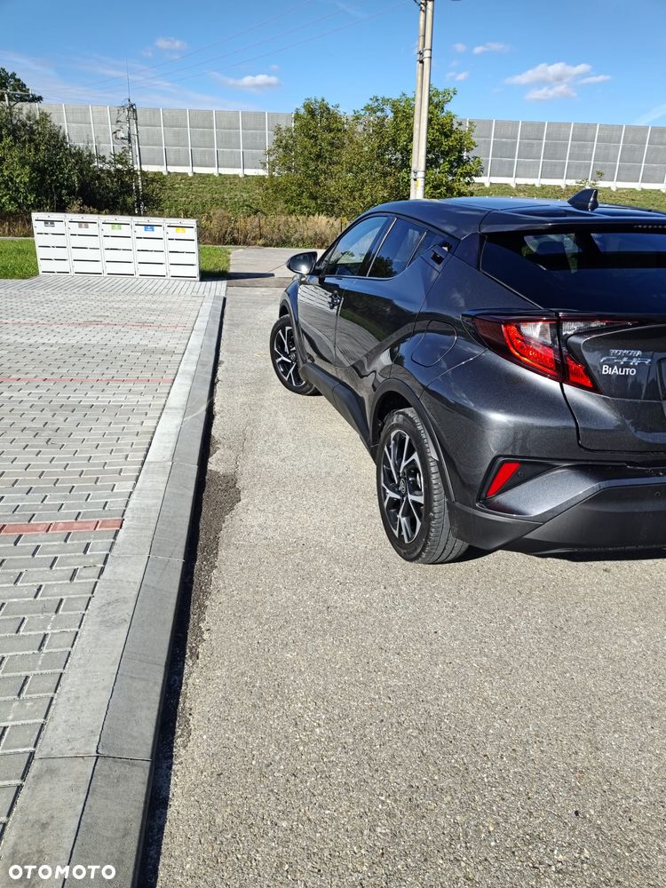 Toyota C-HR - 14