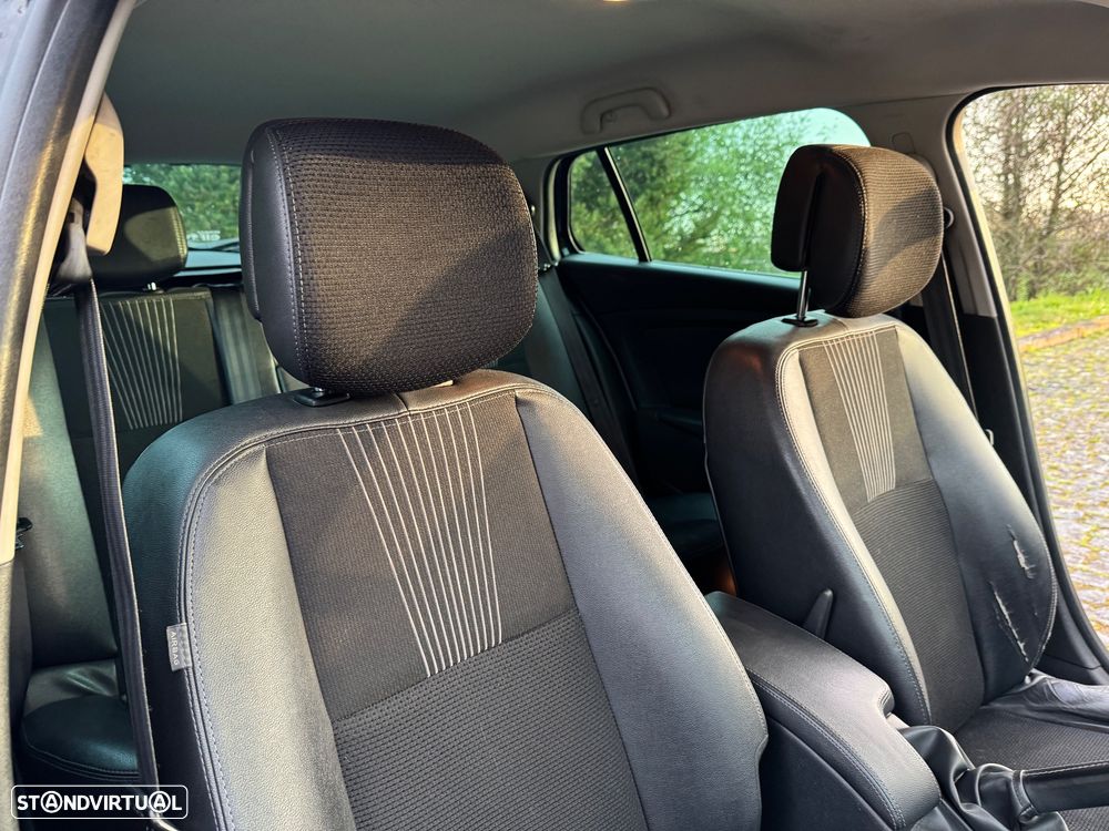 Renault Mégane Sport Tourer 1.5 dCi GT Line - 19