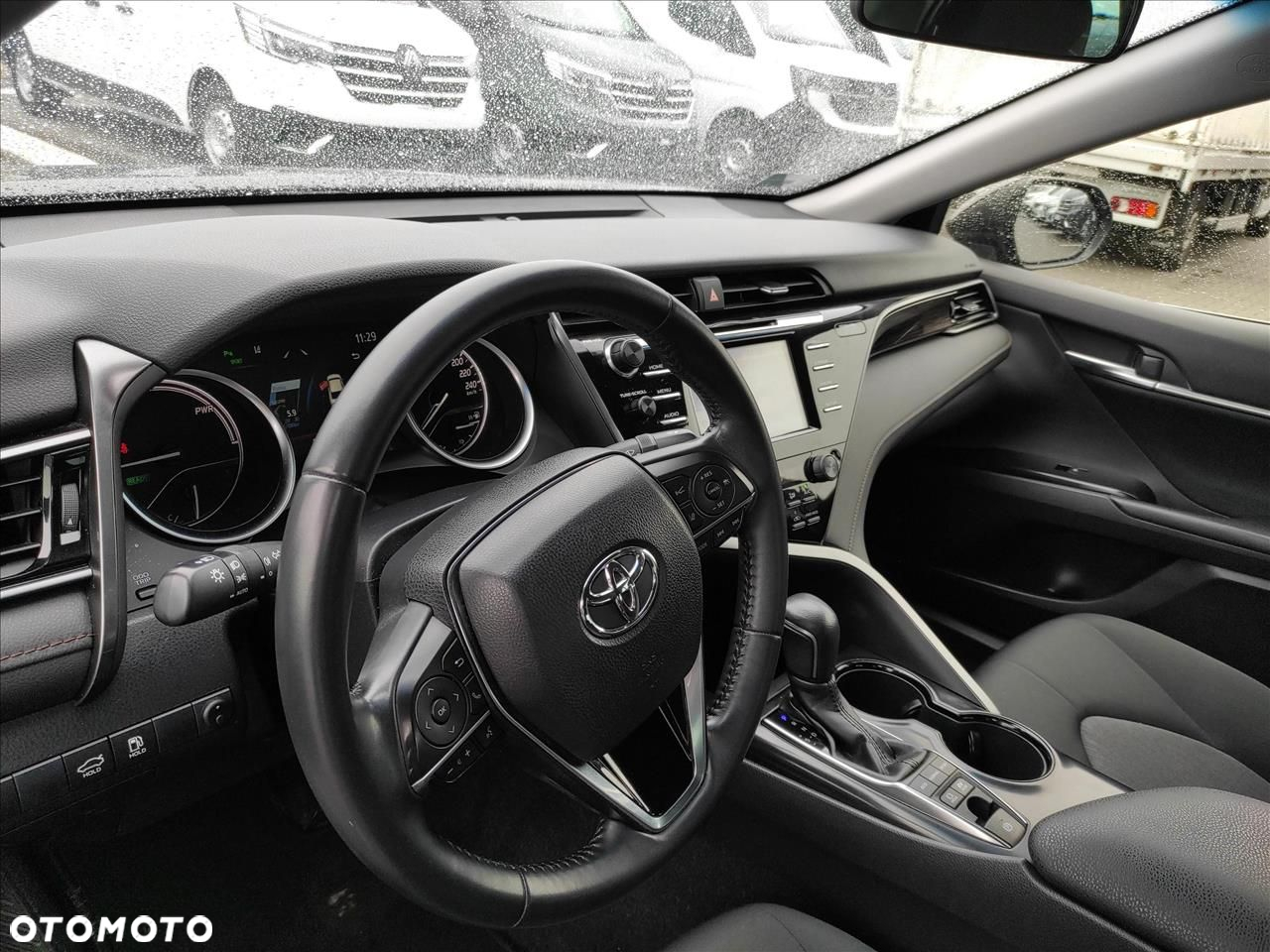 Toyota Camry 2.5 Hybrid Comfort CVT - 9
