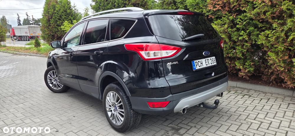 Ford Kuga 2.0 TDCi 2x4 Titanium - 12