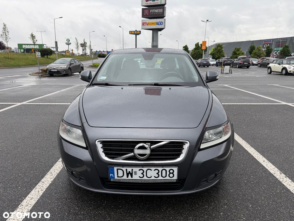 Volvo V50 D2 Momentum Start-Stop - 2