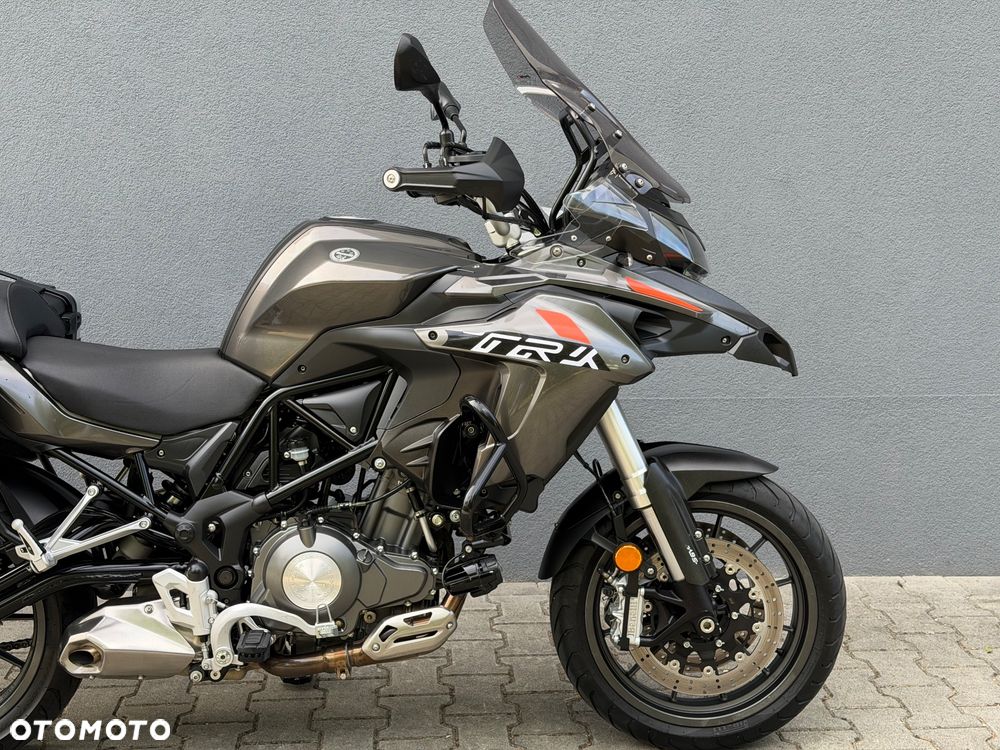 Benelli TRK 502 - 10