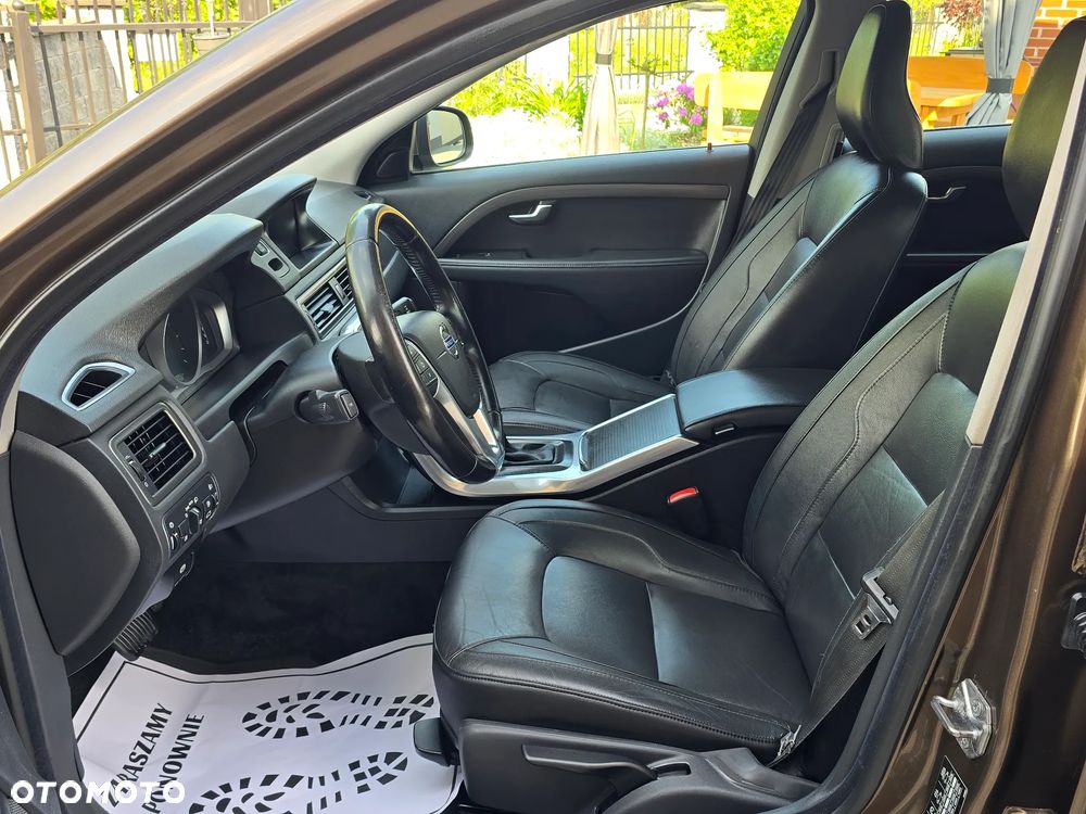 Volvo V70 D4 Geartronic Summum - 30