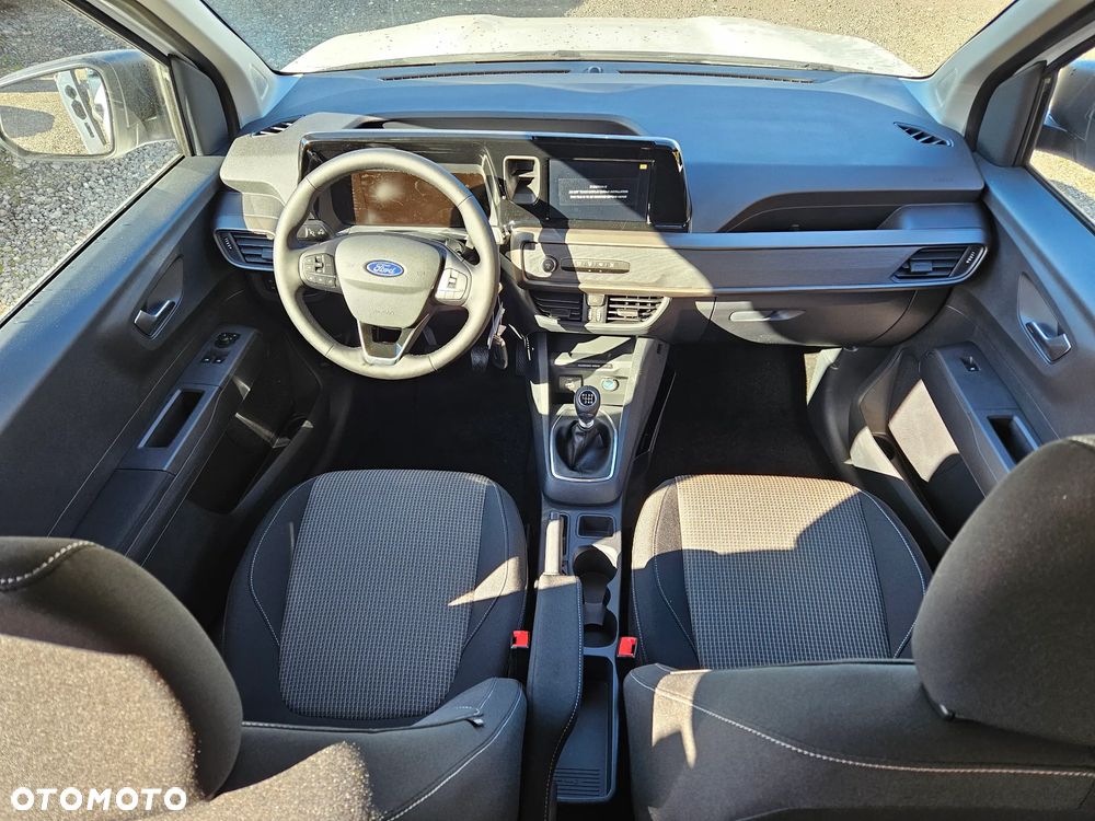 Ford Tourneo Courier 1.0 EcoBoost Trend - 14