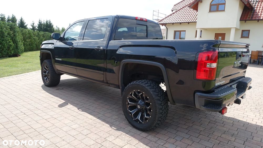 GMC Sierra - 5