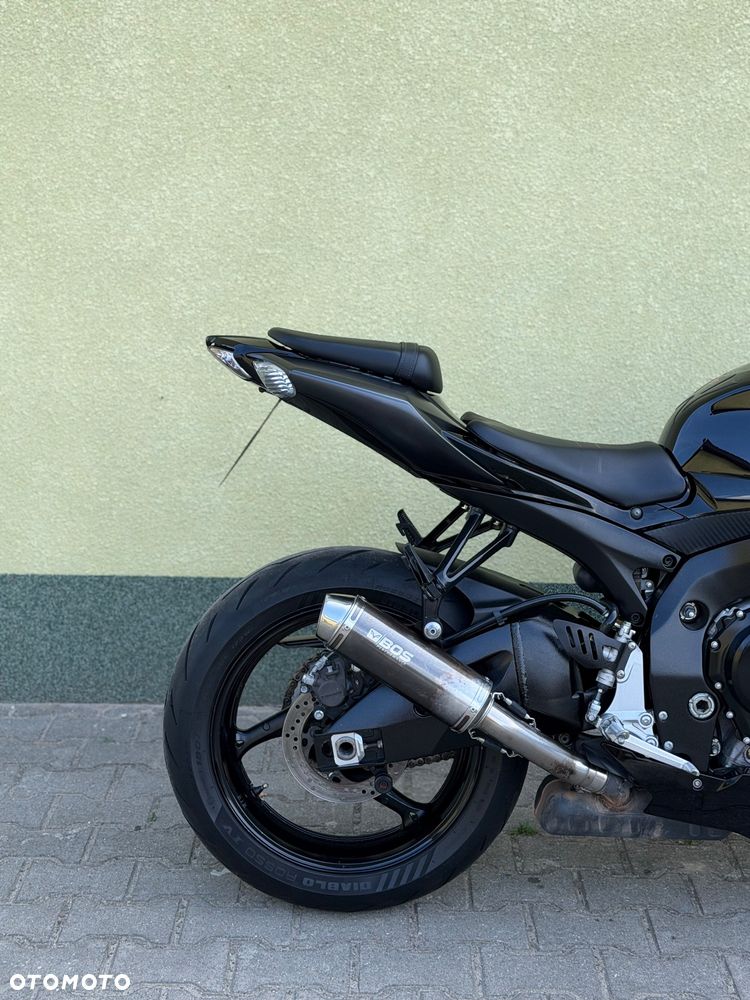 Suzuki GSX-R - 9