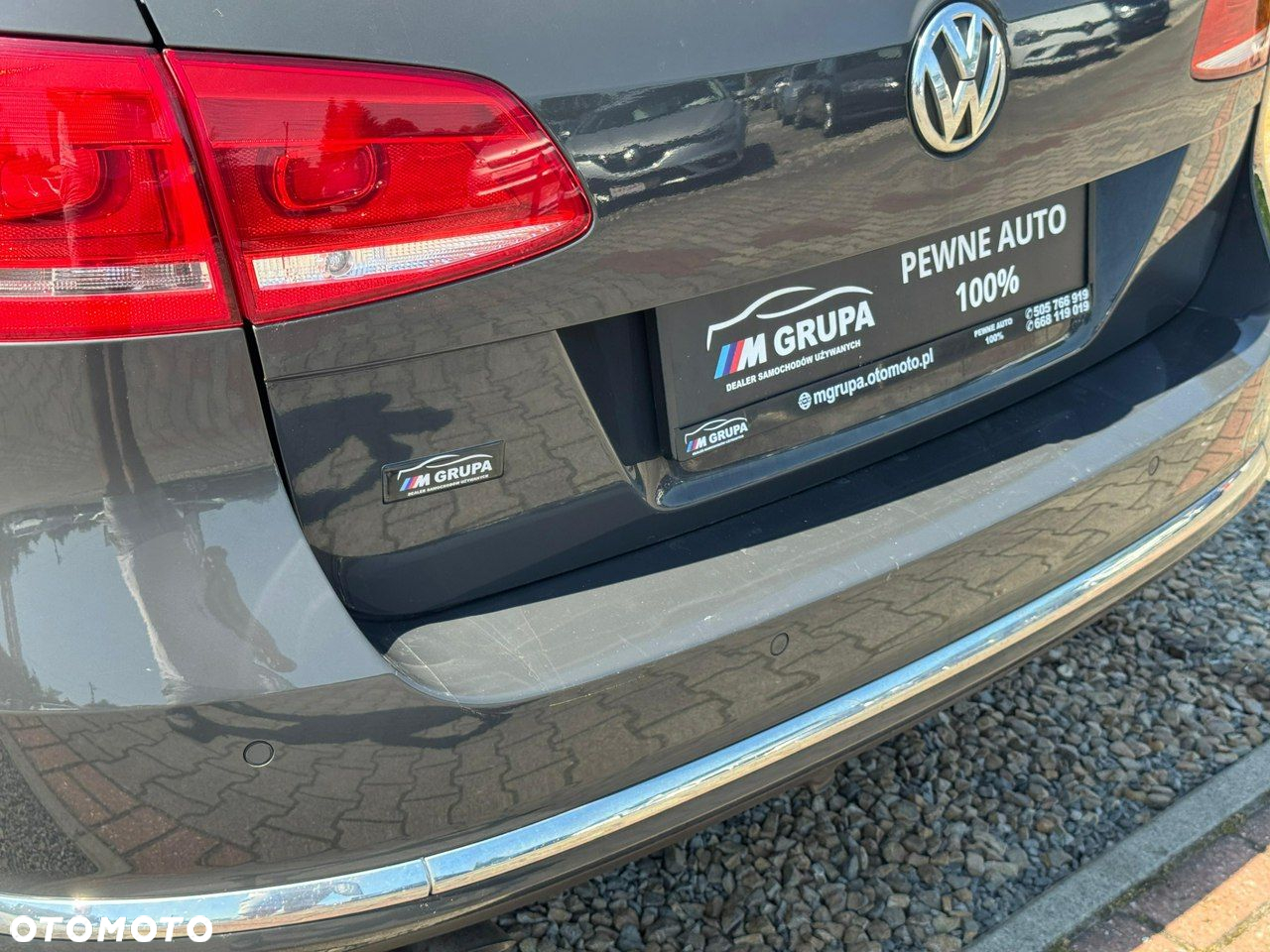 Volkswagen Passat - 12