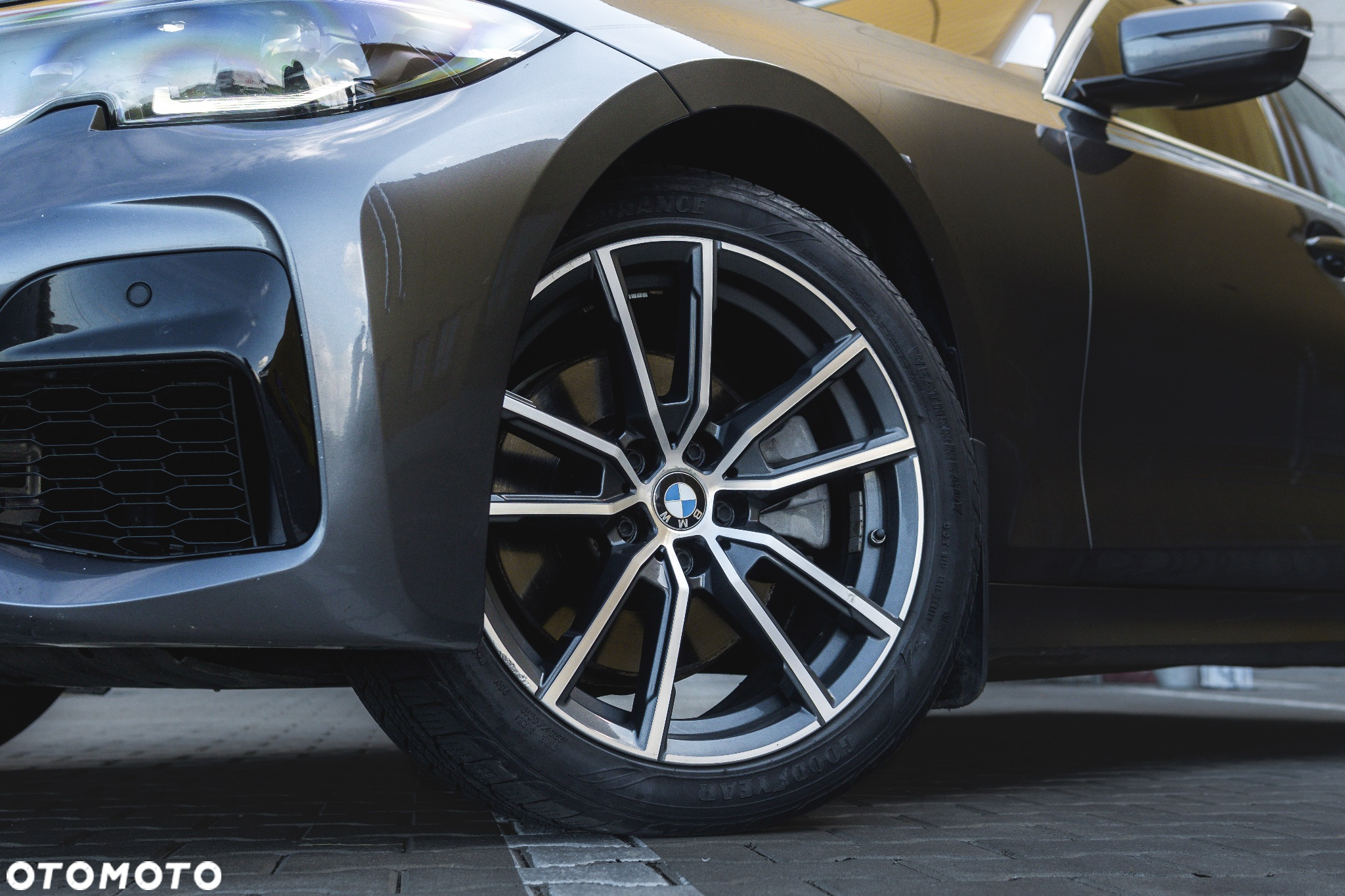 BMW Seria 3 330i GPF xDrive - 9