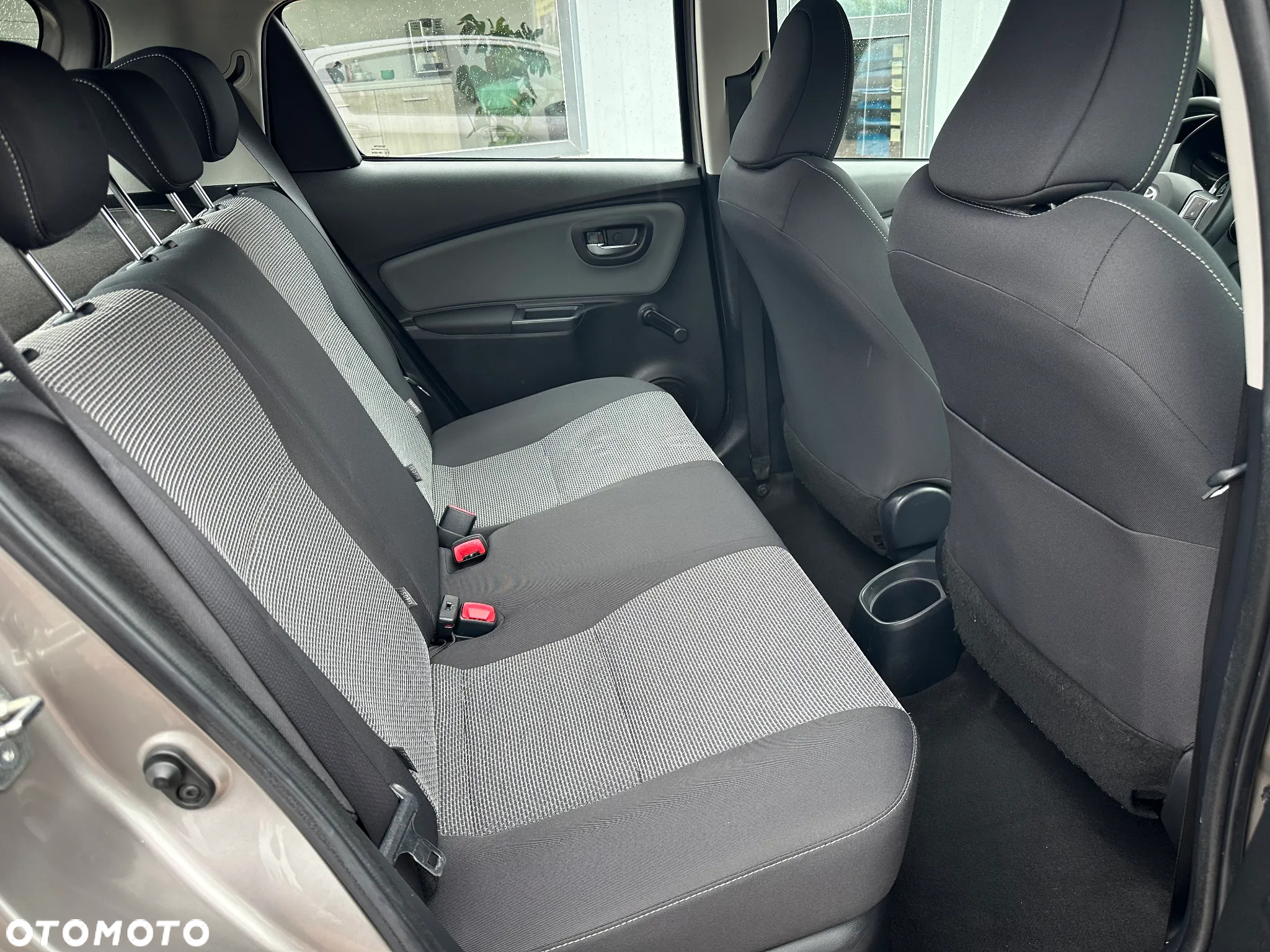 Toyota Yaris - 11